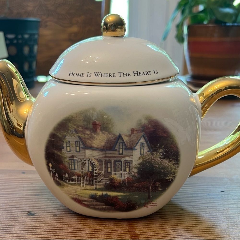 THOMAS KINKADE "HOME IS WHERE THE HEART IS TELEFLORA GIFT
ТЕАРОТ